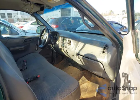 2000 Ford F-150 Work Series/Xl/Xlt из США, поврежденный, VIN 1FTZF1722YNA74697